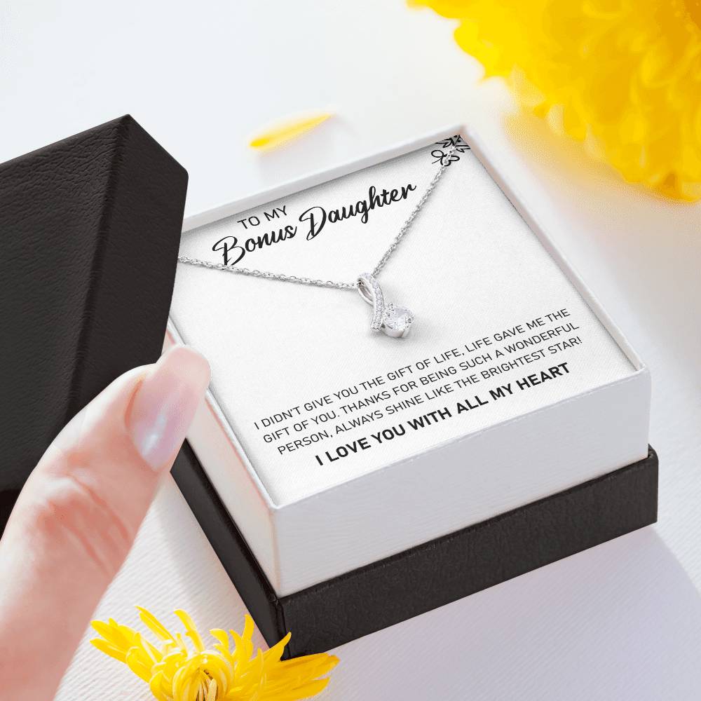 To My Bonus Daughter, Always Shine Like The Brightest Star - Alluring Beauty Necklace